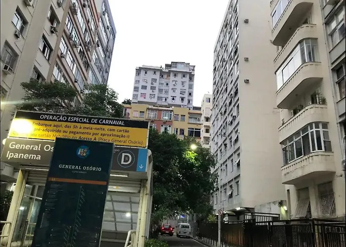 Excelente Apartamento Em Copacabana, Muito Bem Localizado!