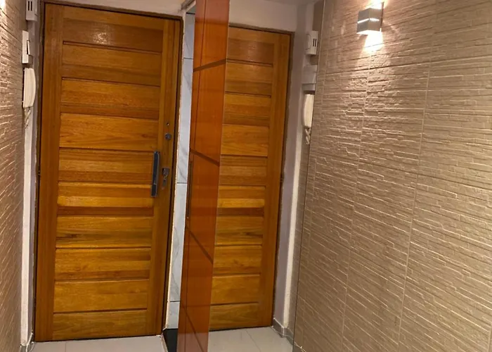 Excelente Apartamento Em Copacabana, Muito Bem Localizado!