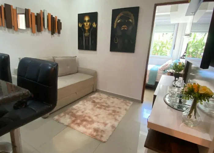 Excelente Apartamento Em Copacabana, Muito Bem Localizado!