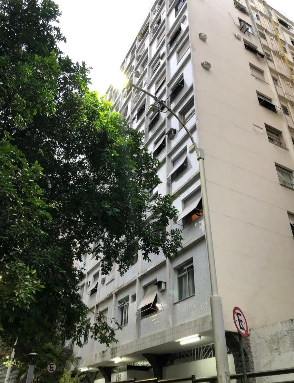 Excelente Em Copacabana, Muito Bem Localizado! *